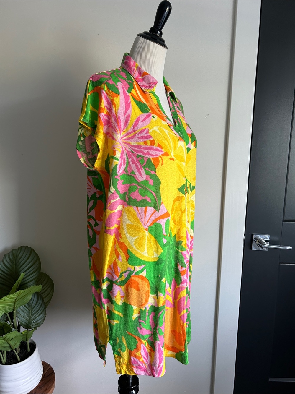 C&C California Green Yellow Pink Tropical Shirt Dress - Picture 2 of 8